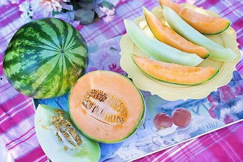 梦见吃瓜吃到自己,瓜果盛宴中的自我探索之旅