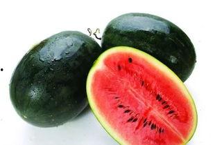 吃白瓜嗓子痛了,揭秘夏日清凉美食的潜在风险